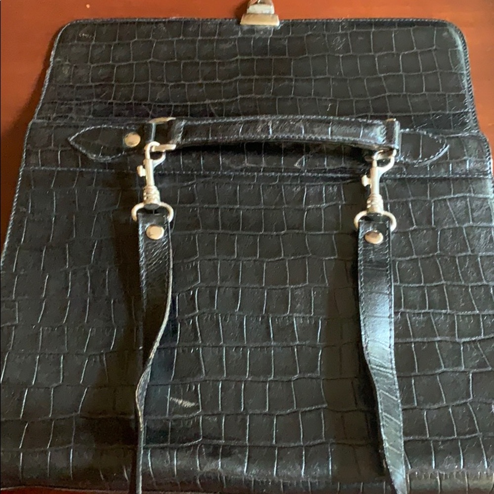 SOLD ✅ Leather Attaché Bag - Croc Print - Picture 5 of 12